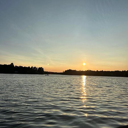 Muskoka Escape Hotel Port Carling Buitenkant foto